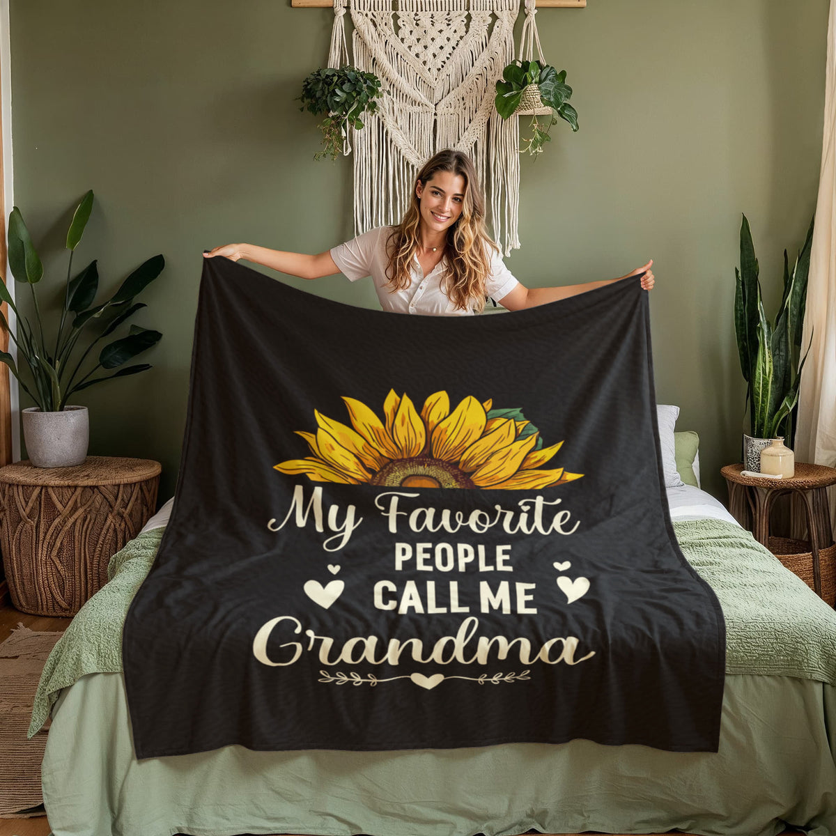 My Favorite People Call Me Grandma – Coral Fleece Blanket